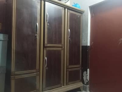 Iron Closet (Almari)