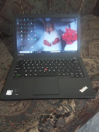 Lenovo Thinkpad model x240 8 GP Ram 128 GP SSD fast