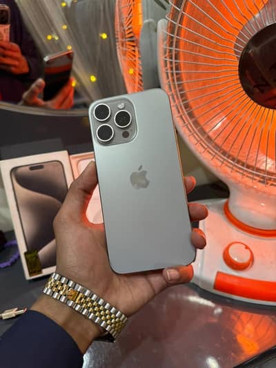 iphone 15pro max 256gb non pta hk model