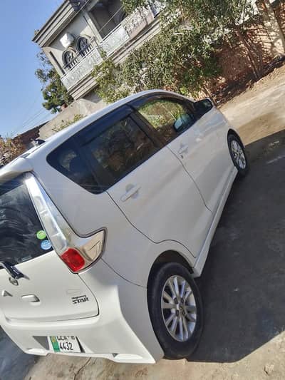 nessan dayz car for sell            03068481464