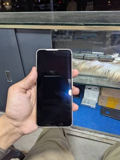 Google pixel 6 pro 12 GB RAM 256 GB memory 0325/1263/112