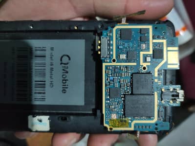 Q mobile i6 metal hd