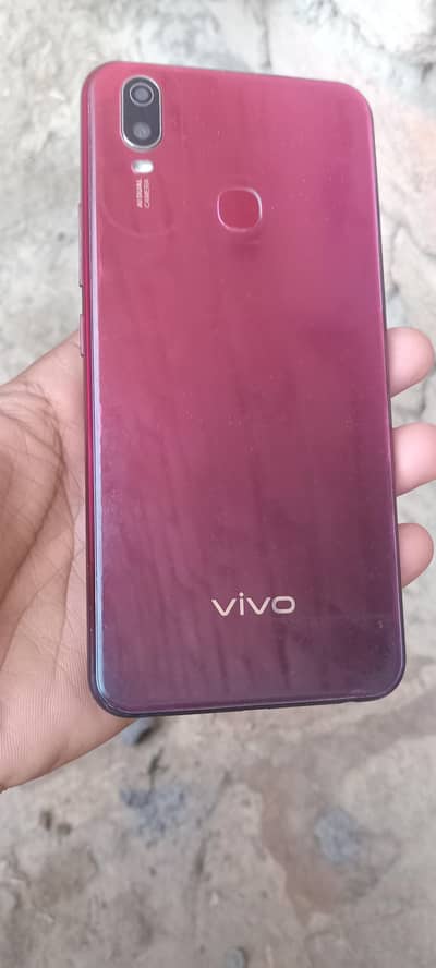mobile sale vivo y11 only mobile 3+32 all ok