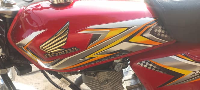 Honda CG 125  red colour  registration all Punjab