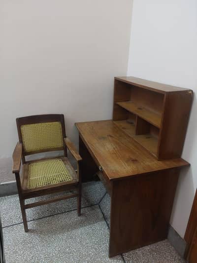 study table and chair