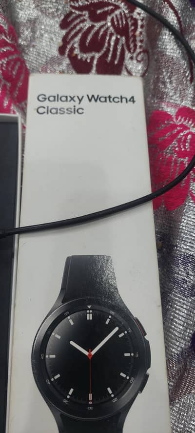 samsung galaxy watch 4 classic  come from  Italy