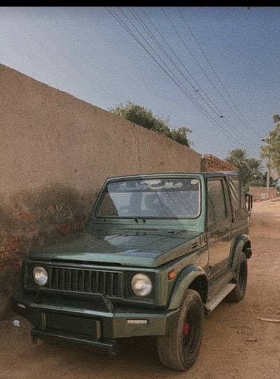 Suzuki Potohar 1983 jeep