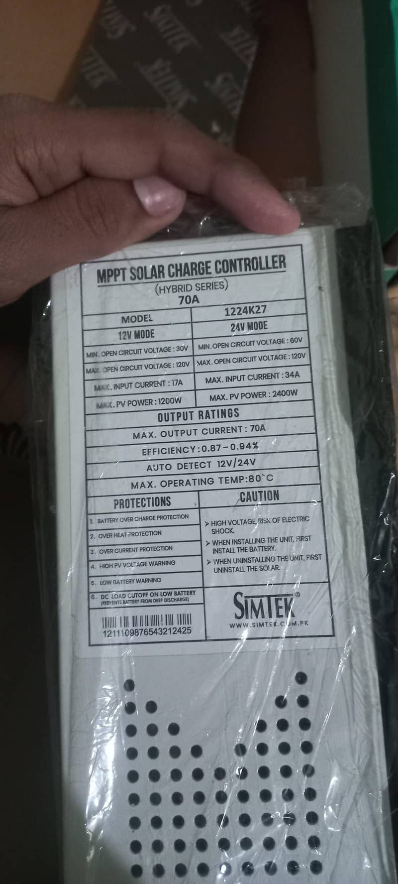 SIMTEX SOLAR CHARGE CONTROLLER  70A 4