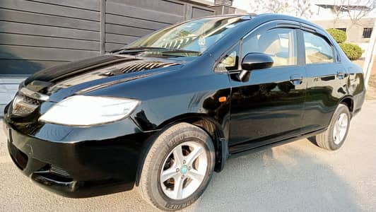 HONDA CITY IDSI MODEL 2006. Almost(total jeniune).