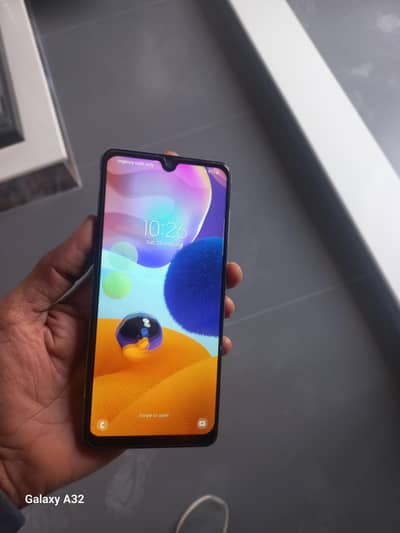 SAMSUNG A31 ,4. =128