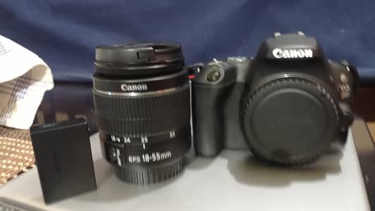 Canon EOS 200D
