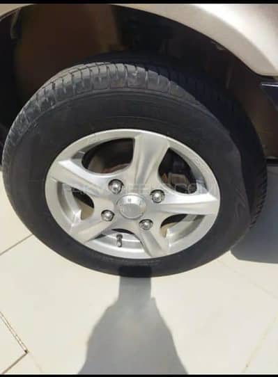second hand tyre rims mehran car 03215357229 contact WhatsApp