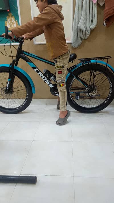 Cross company Cycle - 10 Speed gears/ just 1 month used/ urgent sale