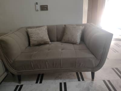 Sofa 10/10,