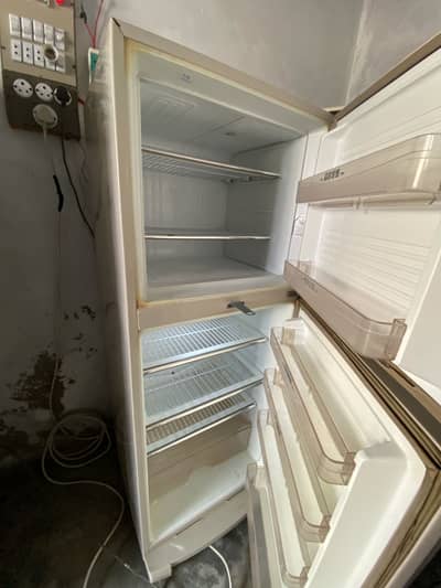DAWLANCE Refrigerator