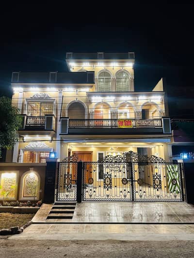 10.5 MARAL BRAND NEW HOUSE IS AVAILABLE FOR SALE IN WAPDA TOWN LAHORE