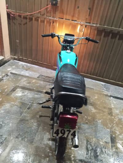 2012 model dhoom bike