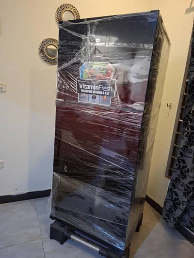 Dawlance Refrigerator – Excellent Condition (Vitamin Fresh)