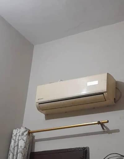 Orient 1.5 ton split Ac non inverter