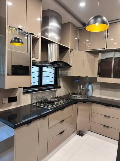 12 Marla Slightly Use Bungalow In Phase 5 Near Park