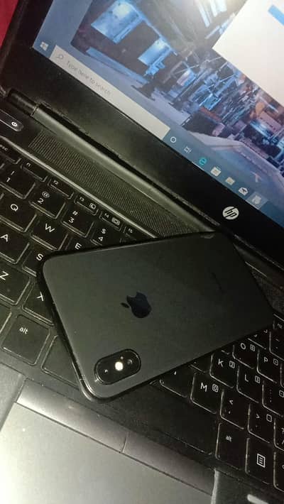 iphone X.  pta approved