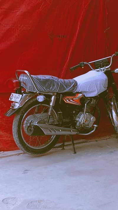 125 2022 model num wa le ha bike