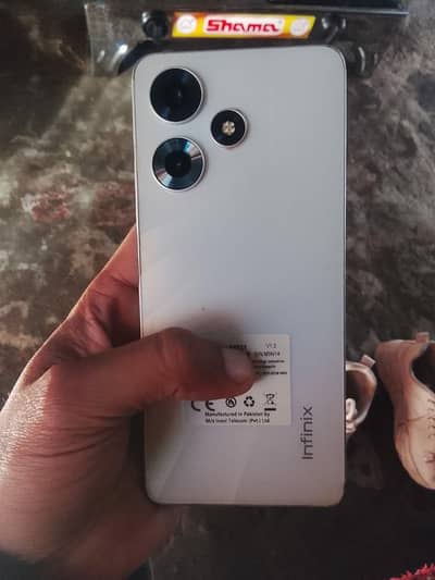 infinx hot30 8+8 128 daba charger seth hai  datacabel ni hai