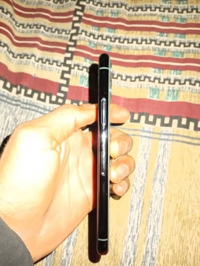 iPhone 11 Pro 64gb Face ID true tune ok hai sim working ma hai