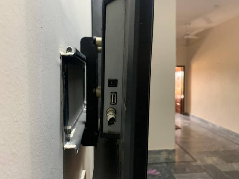 Sony LCD without android system 1