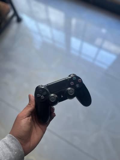 Ps4 controller from uk