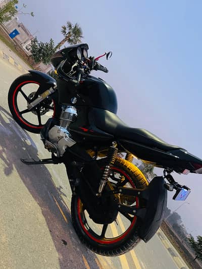 Ybr 125 fully modified