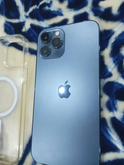 I phone 12 pro max 256gb . Battery health 98