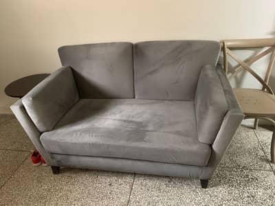 7 seater sofa and center table