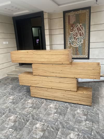 Office Table Urgent Sale (Reception Table)