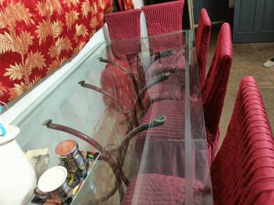 Dining table with 6 chairs (Ircon)