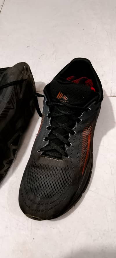 sports shoes // branded Shoe // Preloved shoes