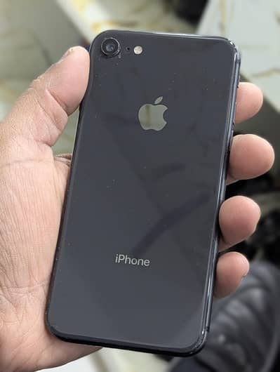 Iphone 8.      Storage 64 GB.      Non Pta.   Good Condition