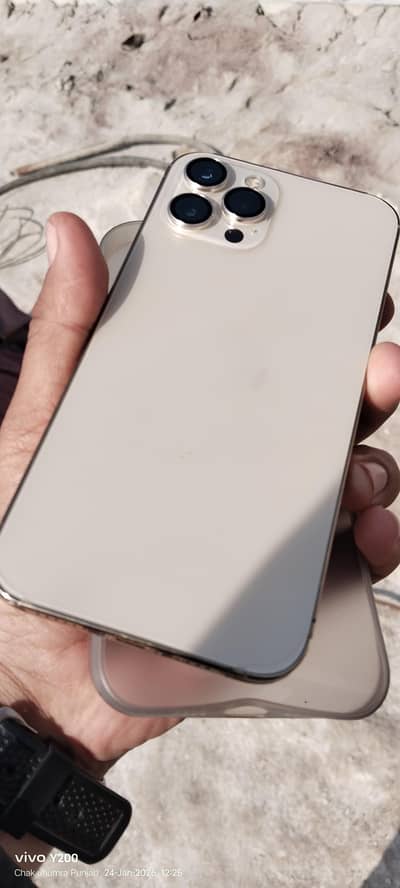 I phone 12 Pro max 2 month sim working box charger Sath h