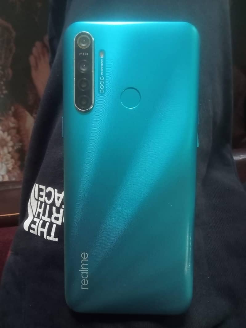 Realme 5i 0
