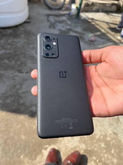 one Plus 9 Pro 8+8 ram 128 GbRom