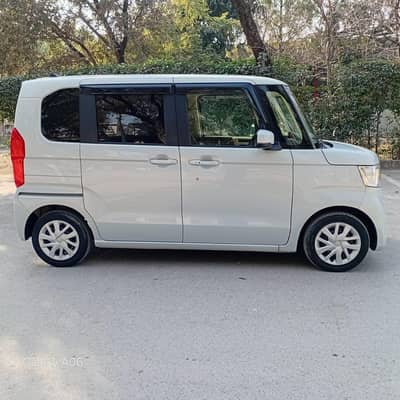 Honda N box