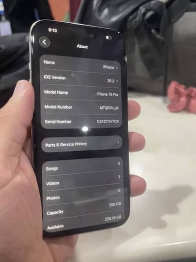 Iphone 15 pro ( 256 )