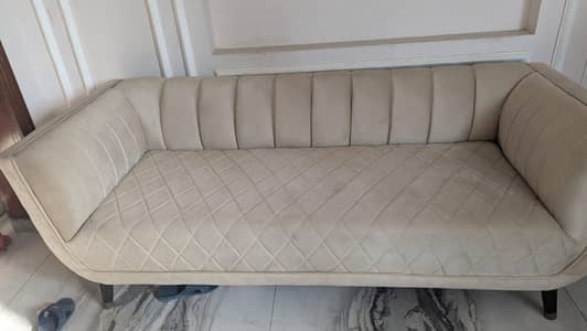 6 seater sofa set available for  sale