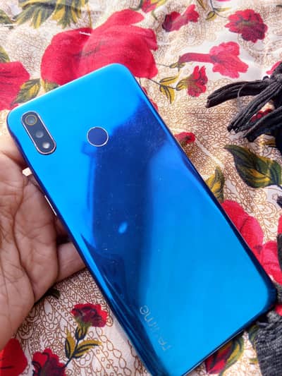 realme 3