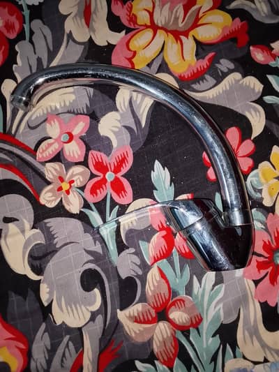 bathroom fittings our sheet hain Sara Saman jisy chaia rapta kary