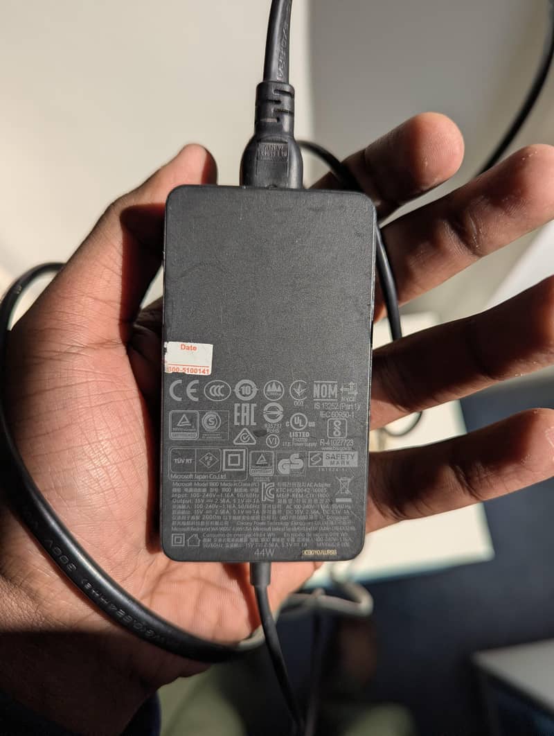 Microsoft Surface Laptop 2 2K Touch Screen 7