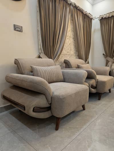 BRAND NEW 7 SEATER (table set not included)