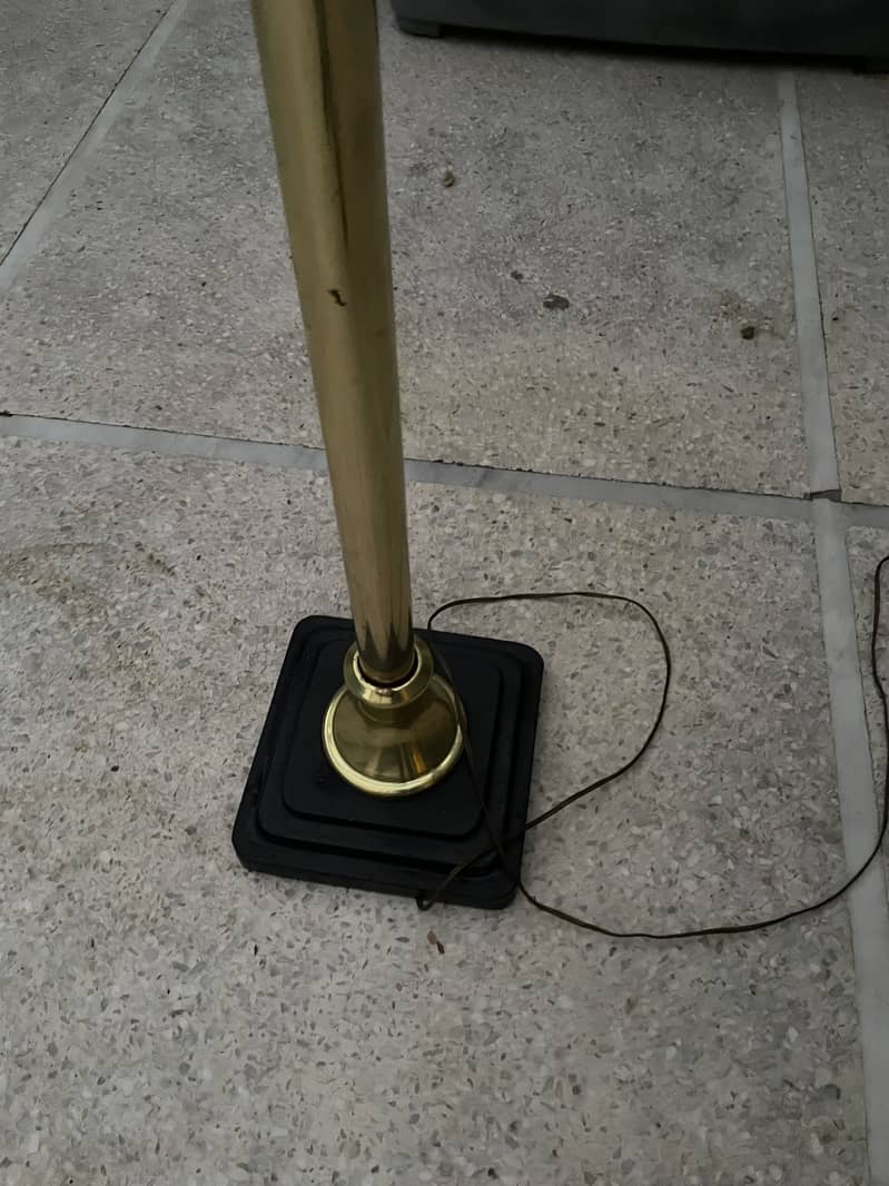 Floor lamp 1