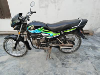 2019 Black Honda Priodr