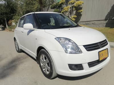 Suzuki swift dlx auto model 2015 original white color only 75000